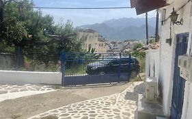 Leonidas Apartments 1